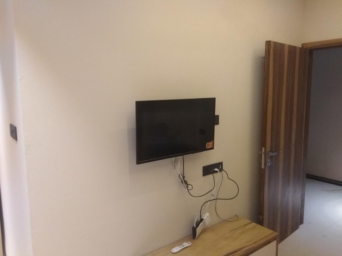 Stay10 Luxury Service Apartment Indore